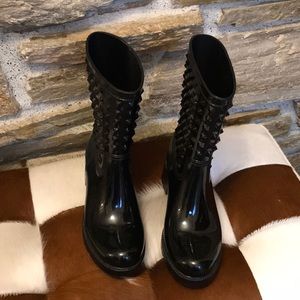 Excellent condition Dirty Laundry Studded Boot